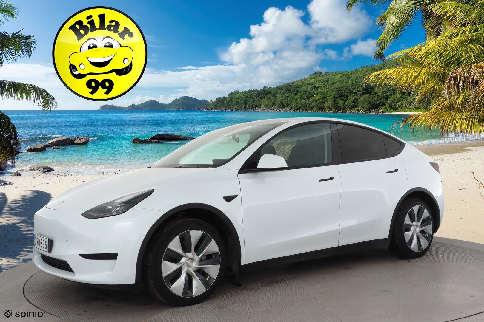 Tesla Model Y 2023 RWD * Koukku / ILP / ACC / Lasikatto / Premium Audio / P.Kamera / Matrix-LED / Muistipenkki / Kaistavahti * - 2x Latauskaapelit / Suomi-auto 