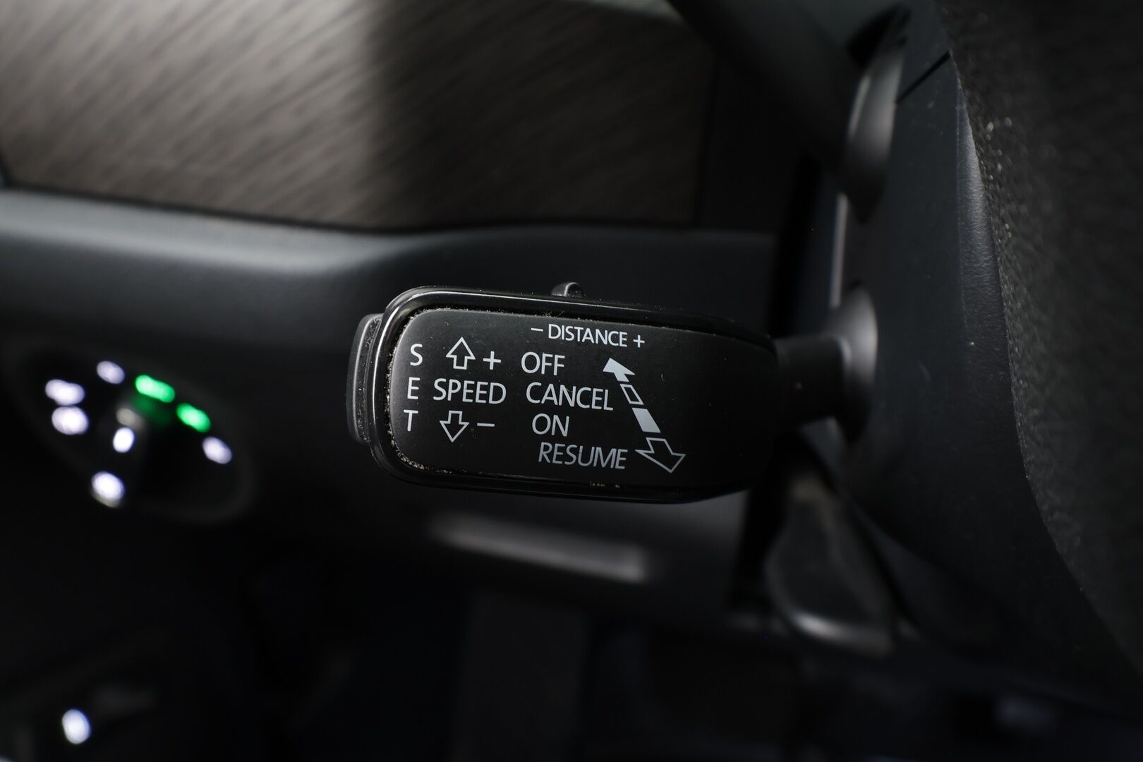 Skoda Kodiaq 2023 2.0 TDI 150 4x4 Style DSG * ACC / Webasto / Koukku / Matrix LED / 360° / Muistipenkit / Navi / Sähköluukku / Keyless * - 1.Om Suomi-auto / Kahdet renkaat aluvanteilla / Merkkihuollettu