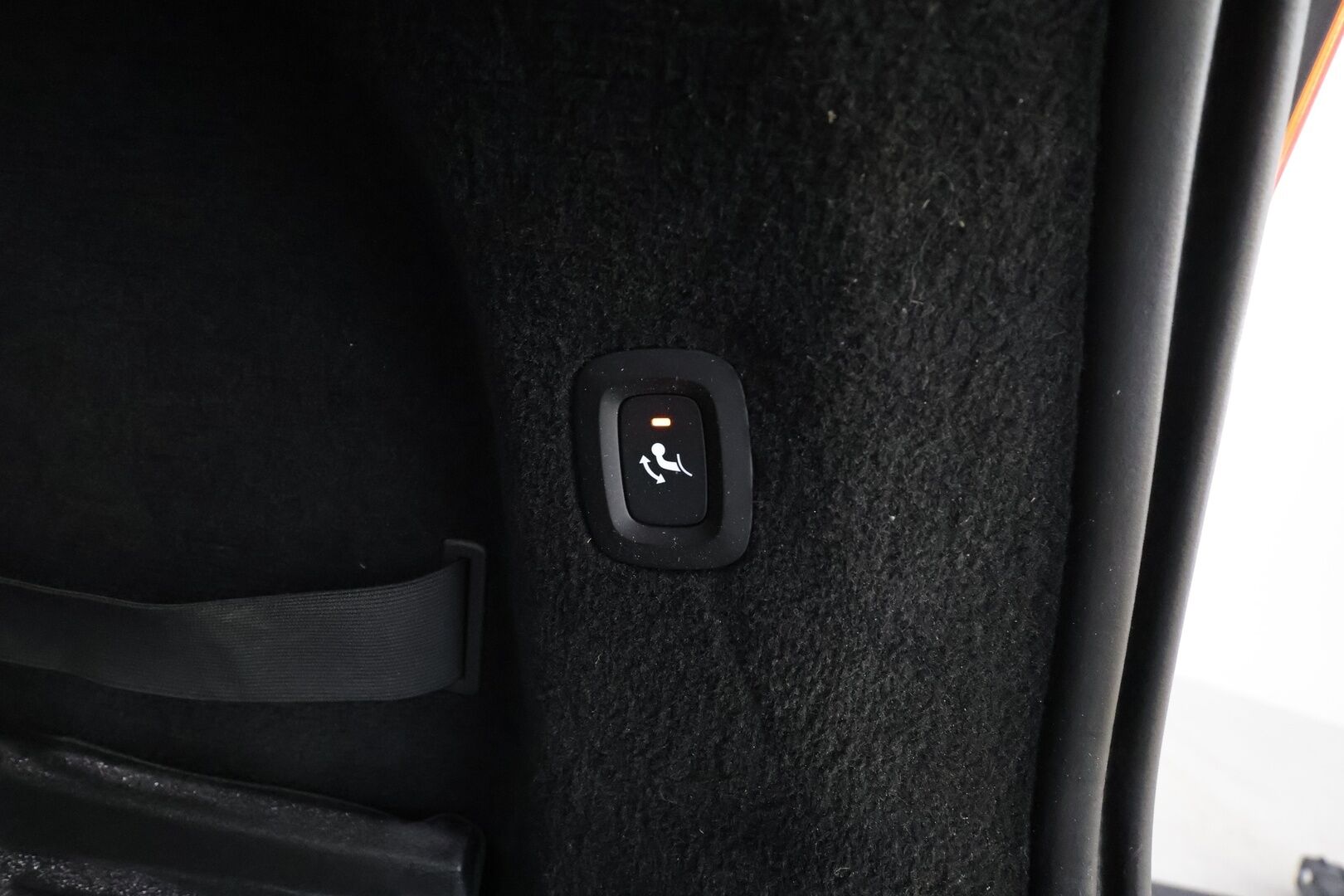 Volvo V90 2020 T8 TwE AWD Inscription aut * Pilot assist / Webasto / Koukku / Ruskeat Sporttinahat / Keyless / Muistipenkki * - Merkkihuollettu / Kahdet renkaat