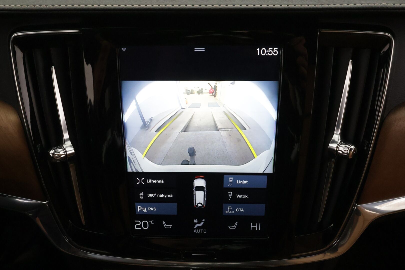 Volvo V90 2020 T8 TwE AWD Inscription aut *ACC / Pilot assist / Webasto / Koukku / Ruskeat Sporttinahat / Keyless / Muistipenkki* - Merkkihuollettu / Kahdet renkaat / Suomi-auto