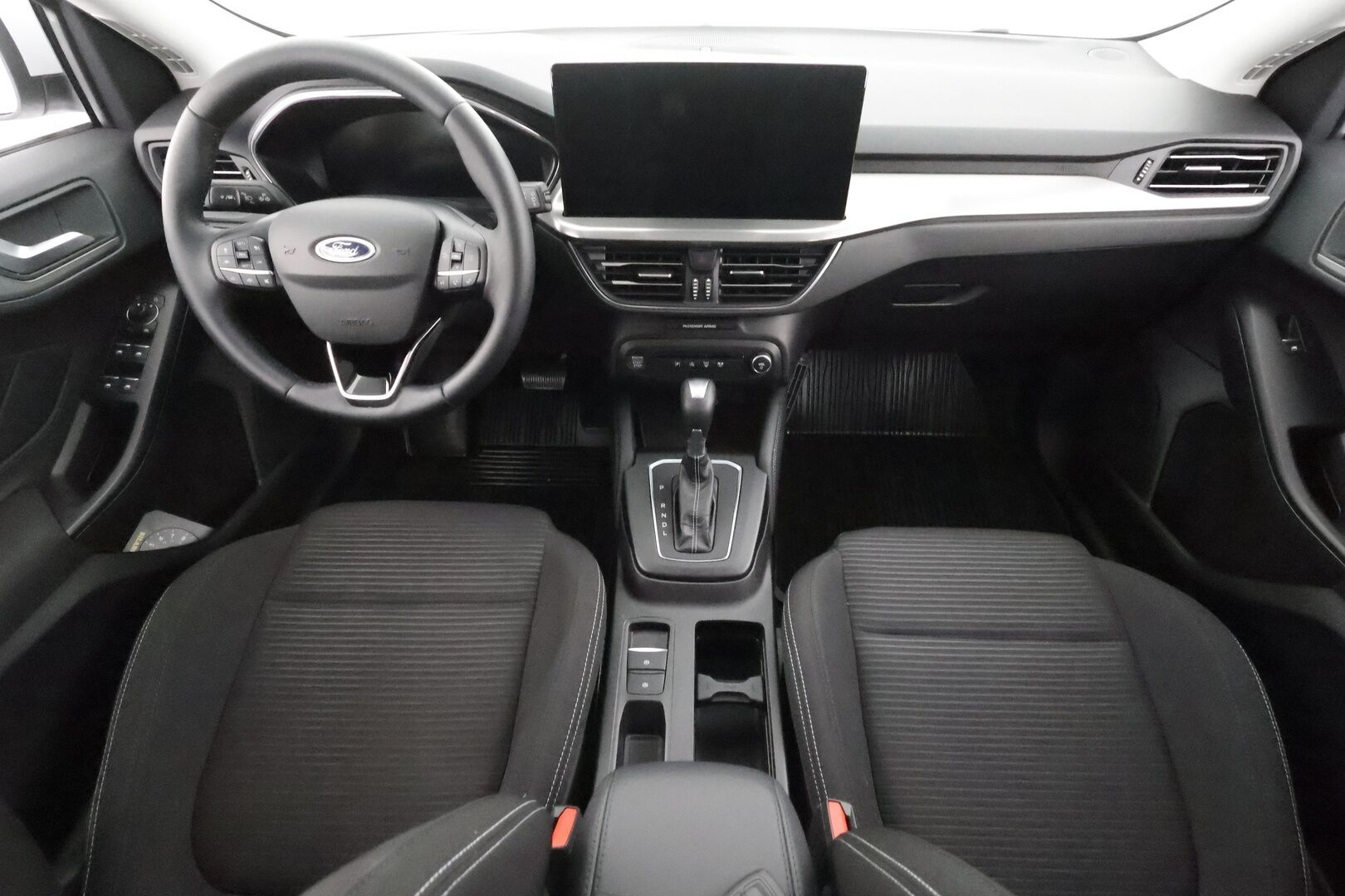 Ford Focus 2023 1.0 EcoBoost Hybrid Powershift 125hv (kevythybridi) A7 Titanium 5-ovinen * ACC / Lohko / Koukku / P.kamera / Keyless * - 1.Om Suomi-auto / Merkkihuollettu / Kahdet Renkaat - HULLUT AVAJAISHULINAT KORKOTARJOUS 3,29 %