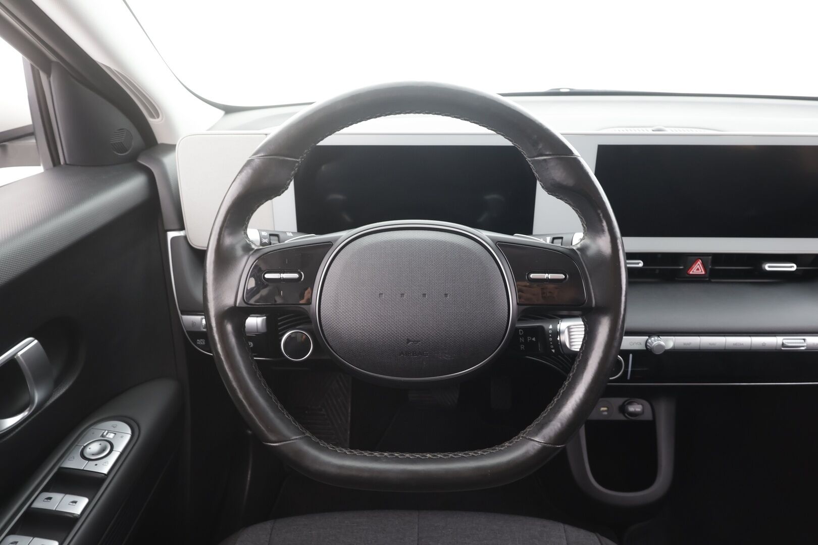 Hyundai IONIQ 5 2022 73 kWh 305 hv AWD Style - | ACC | ILP | HDA | Koukku | Navi | P.kamera | Lämm. ratti | LED | Apple & Android | Penkinlämmittimet | 