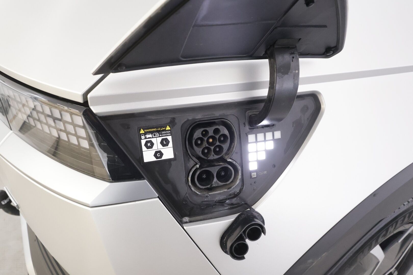Hyundai IONIQ 5 2022 73 kWh 305 hv AWD Style - | ACC | ILP | HDA | Koukku | Navi | P.kamera | Lämm. ratti | LED | Apple & Android | Penkinlämmittimet | 