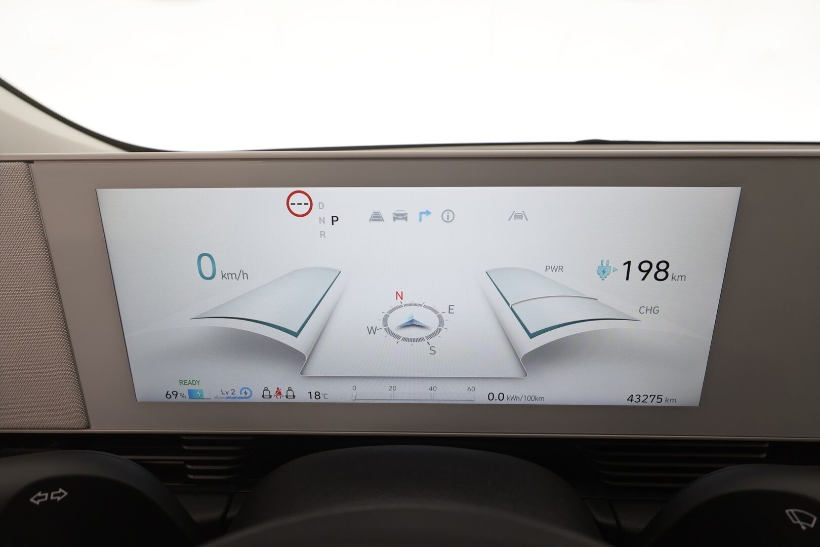 Hyundai IONIQ 5 2022 73 kWh 305 hv AWD Style - | ACC | ILP | HDA | Koukku | Navi | P.kamera | Lämm. ratti | LED | Apple & Android | Penkinlämmittimet | 
