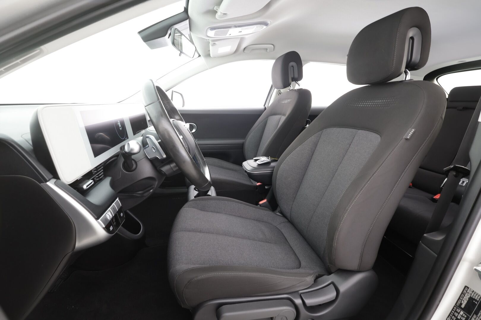 Hyundai IONIQ 5 2022 73 kWh 305 hv AWD Style - | ACC | ILP | HDA | Koukku | Navi | P.kamera | Lämm. ratti | LED | Apple & Android | Penkinlämmittimet | 