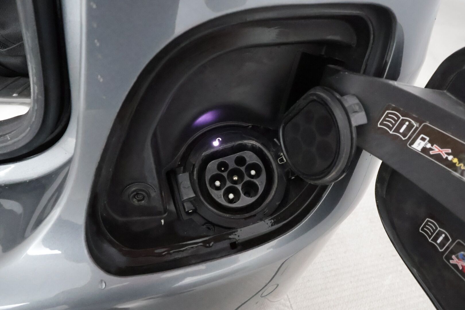 Mercedes-Benz C 2020 300 de T A Business AMG Edition EQ Power *Distronic+ / Multibeam / Burmester / P-Kamera / Koukku / Sportpenkit / Navi* - 2x Latauskaapelit / Kahdet Renkaat - HULLU BLACKWEEK KORKOTARJOUS 2,49%