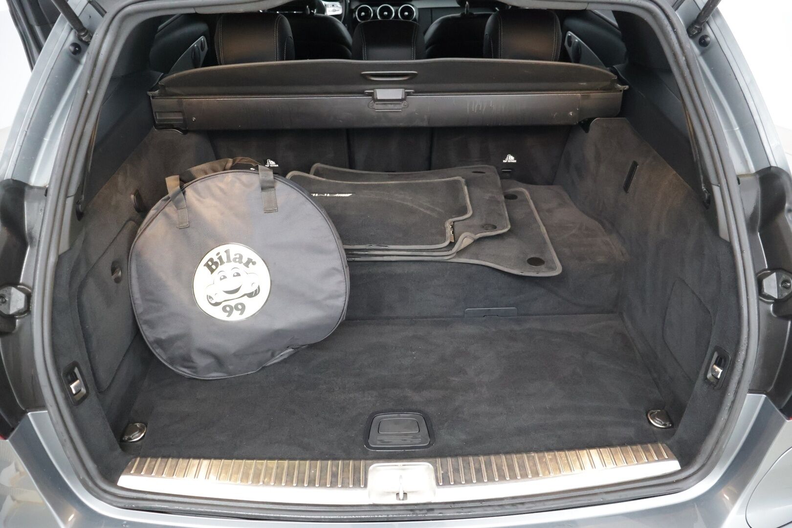 Mercedes-Benz C 2020 300 de T A Business AMG Edition EQ Power *DTR+ / Burmester / Digimittaristo / Koukku / Multibeam-LED / P.Kamera * - *2x Latauskaapelit / Kahdet Renkaat / Navi / Sportpenkit * - HULLUT AVAJAISHULINAT KORKOTARJOUS 3,29 %