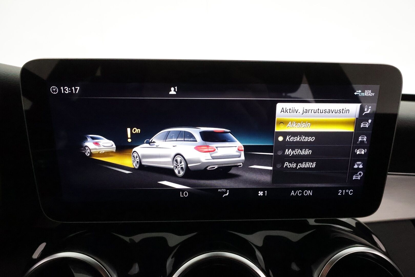 Mercedes-Benz C 2020 300 de T A Business AMG Edition EQ Power *DTR+ / Burmester / Navi / Multibeam-LED / P.Kamera / Koukku / Sportpenkit* - *2x Latauskaapelit / Kahdet Renkaat*