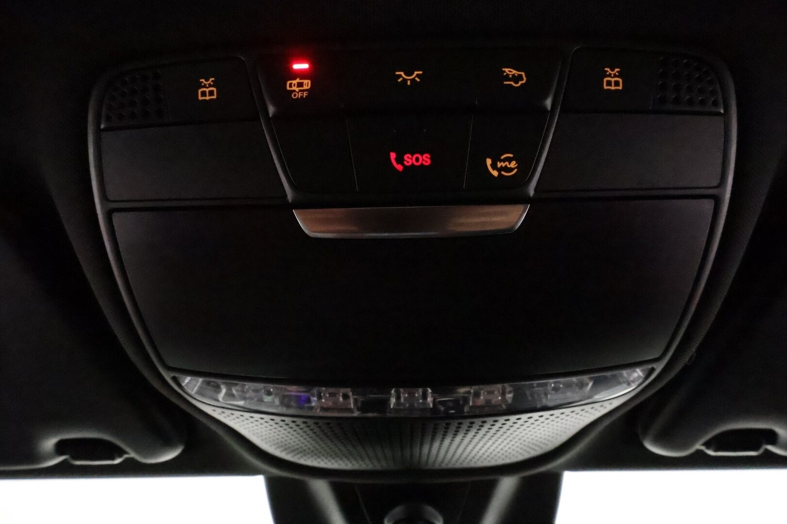 Mercedes-Benz C 2020 300 de T A Business AMG Edition EQ Power *Distronic+ / Multibeam / Burmester / P-Kamera / Koukku / Sportpenkit / Navi* - 2x Latauskaapelit / Kahdet Renkaat