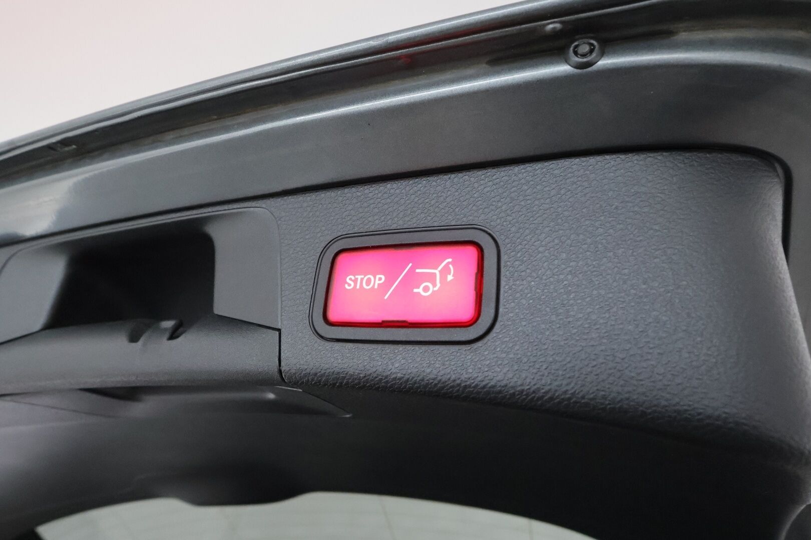 Mercedes-Benz C 2020 300 de T A Business AMG Edition EQ Power *DTR+ / Burmester / Navi / Multibeam-LED / P.Kamera / Koukku / Sportpenkit* - *2x Latauskaapelit / Kahdet Renkaat*