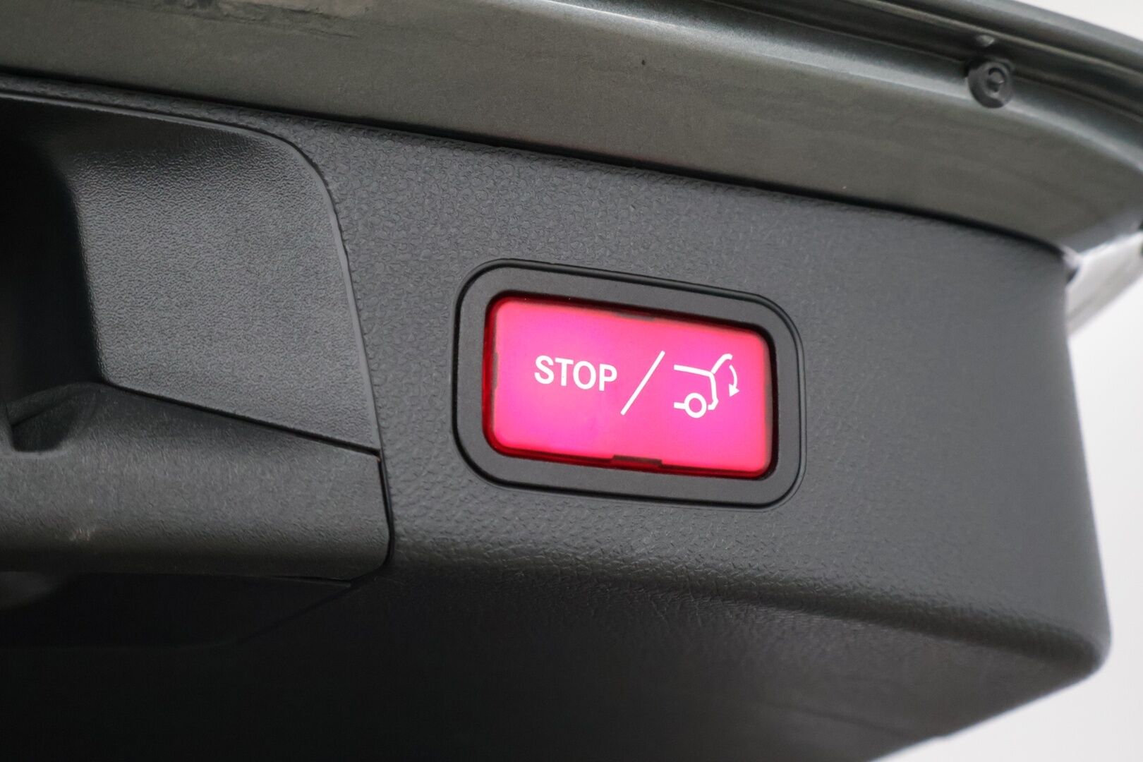 Mercedes-Benz C 2020 300 de T A Business AMG Edition EQ Power *DTR+ / Burmester / Digimittaristo / Koukku / Multibeam-LED / P.Kamera * - *2x Latauskaapelit / Kahdet Renkaat / Navi / Sportpenkit * - HULLUT AVAJAISHULINAT KORKOTARJOUS 3,29 %