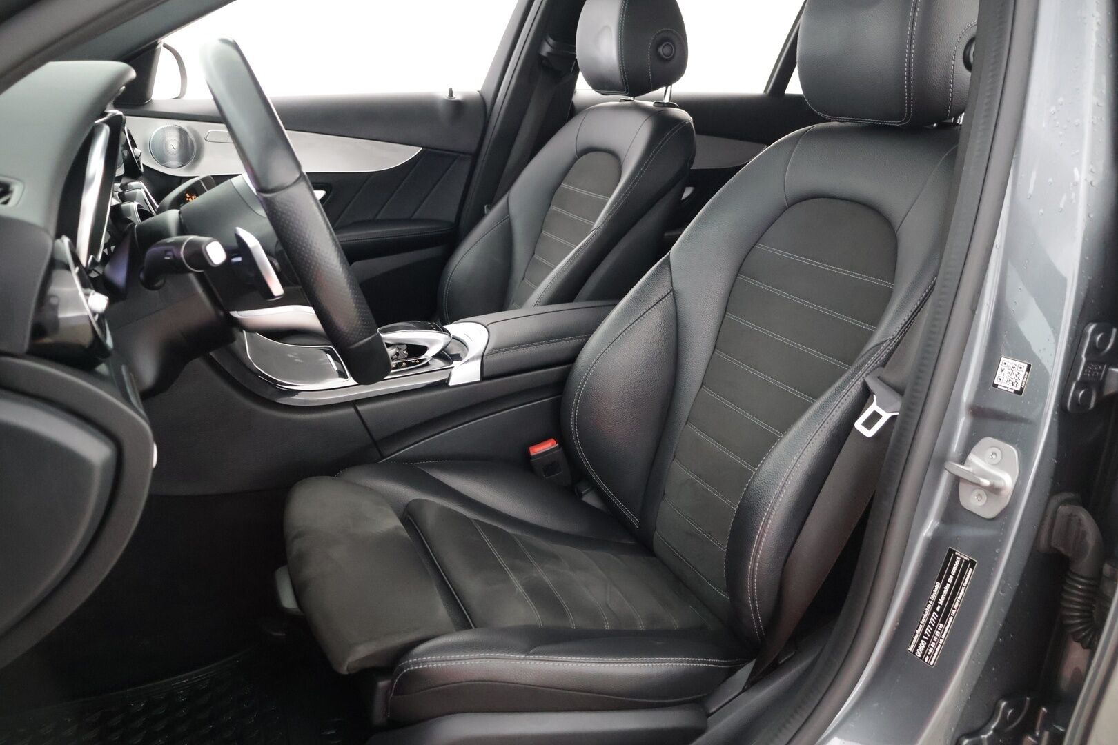 Mercedes-Benz C 2020 300 de T A Business AMG Edition EQ Power - | DTR+ | Burmester | Digimittaristo | Koukku | Multibeam-LED | P.Kamera | 2x Latauskaapelit | Kahdet Renkaat | Navi | Sportpenkit |