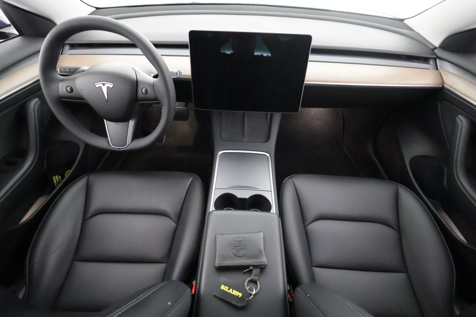 Tesla Model 3 2023 Long Range - | FSD | Acceleration Boost | 1-om suomiauto | ACC | ILP | Matrix | Premium Audio | Ryzen | Lasikatto | Sähkönahat | Muistipenkki | 2x renkaat aluin | 