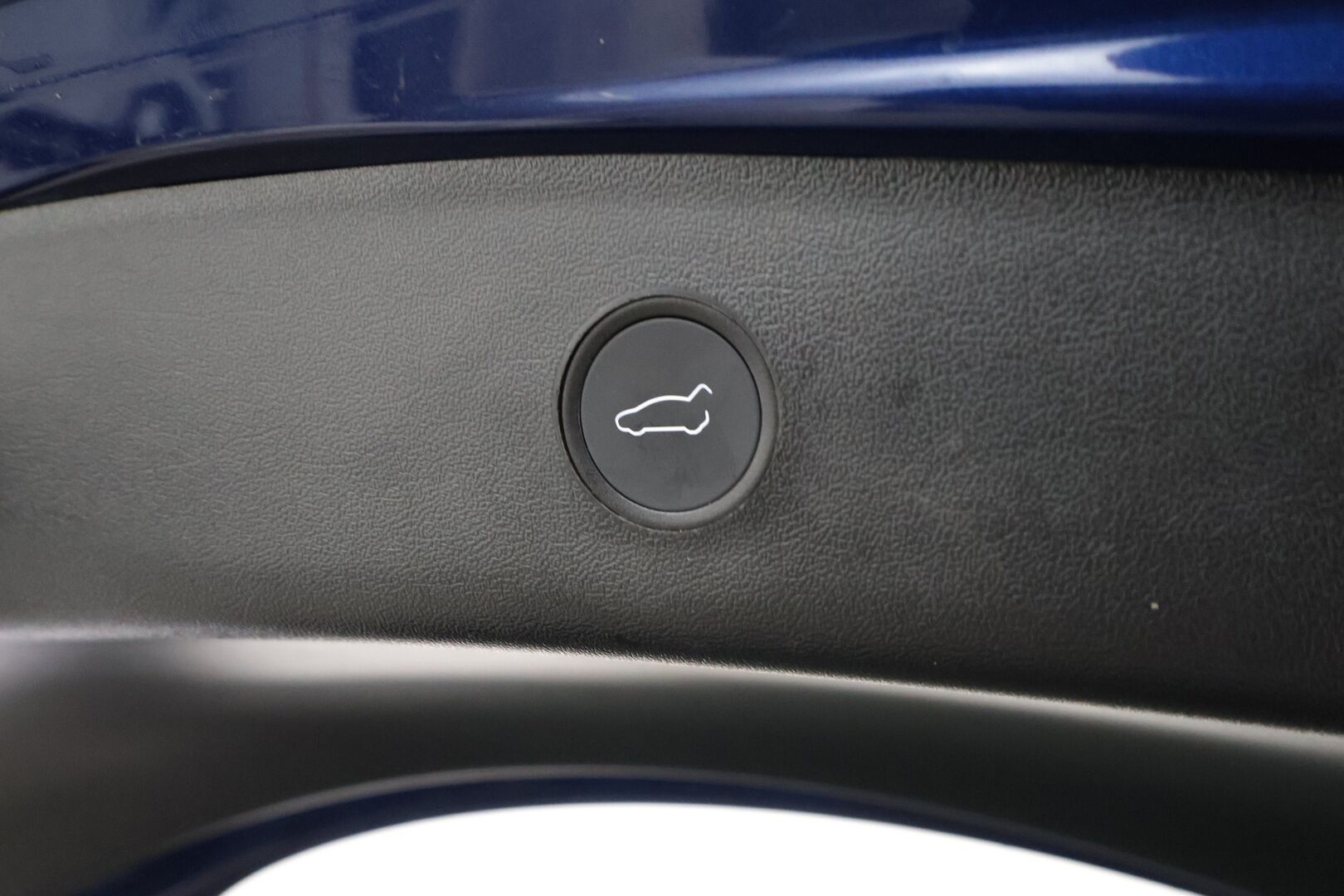 Tesla Model 3 2023 Long Range - | FSD | Acceleration Boost | 1-om suomiauto | ACC | ILP | Matrix | Premium Audio | Ryzen | Lasikatto | Sähkönahat | Muistipenkki | 2x renkaat aluin | 