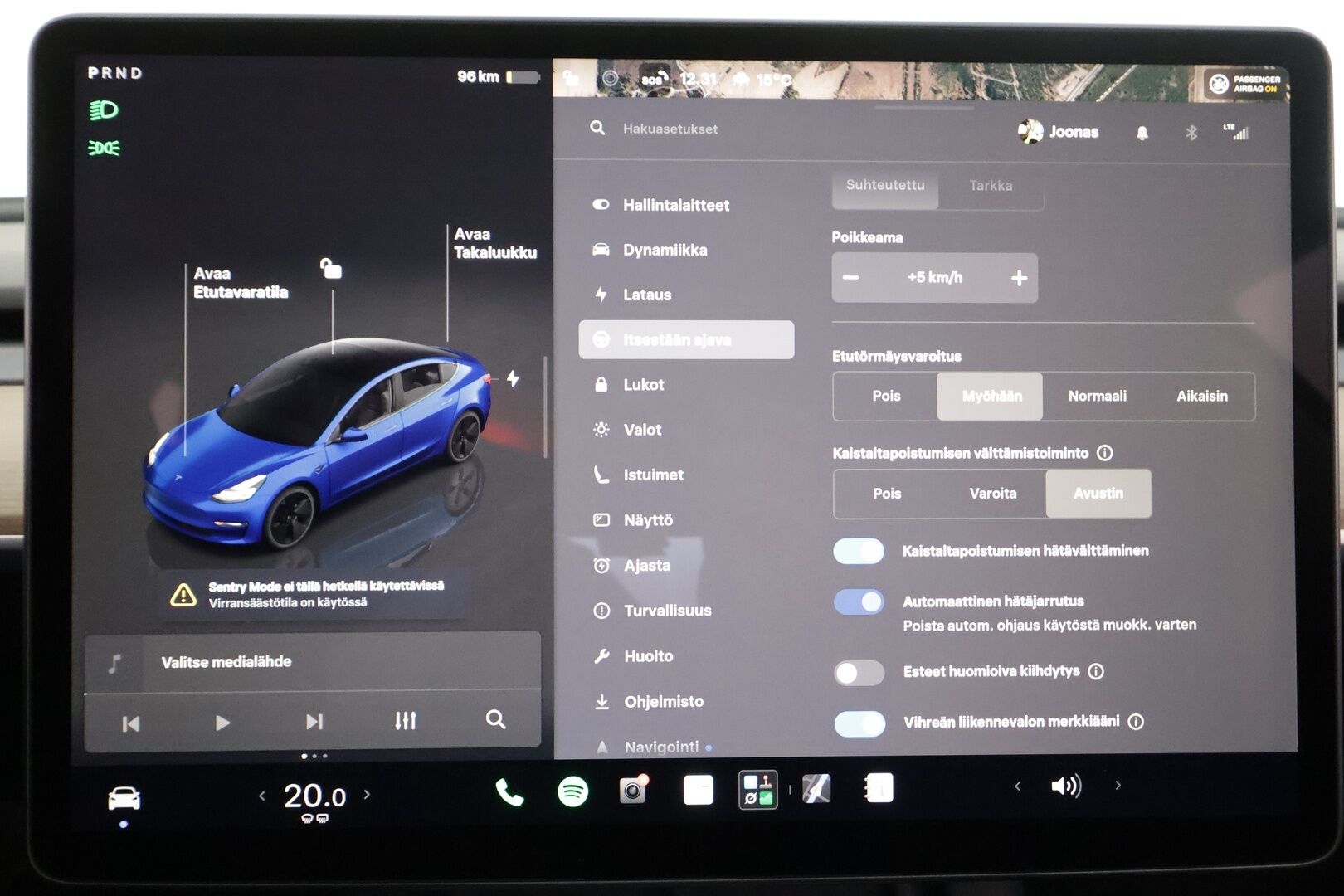 Tesla Model 3 2023 Long Range - | FSD | Acceleration Boost | 1-om suomiauto | ACC | ILP | Matrix | Premium Audio | Ryzen | Lasikatto | Sähkönahat | Muistipenkki | 2x renkaat aluin | 