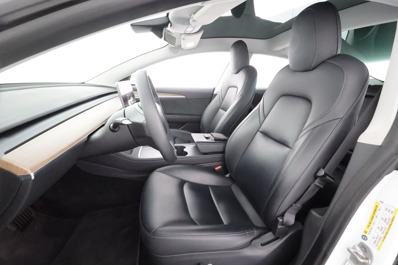Tesla Model 3 2023 Long Range * ILP / ACC / Lasikatto / Matrix-LED / P.Kamera / Muistipenkki / Premium Audio / Navi / Keyless * - 1-om Suomi-auto / Kahdet renkaat aluvanteilla
