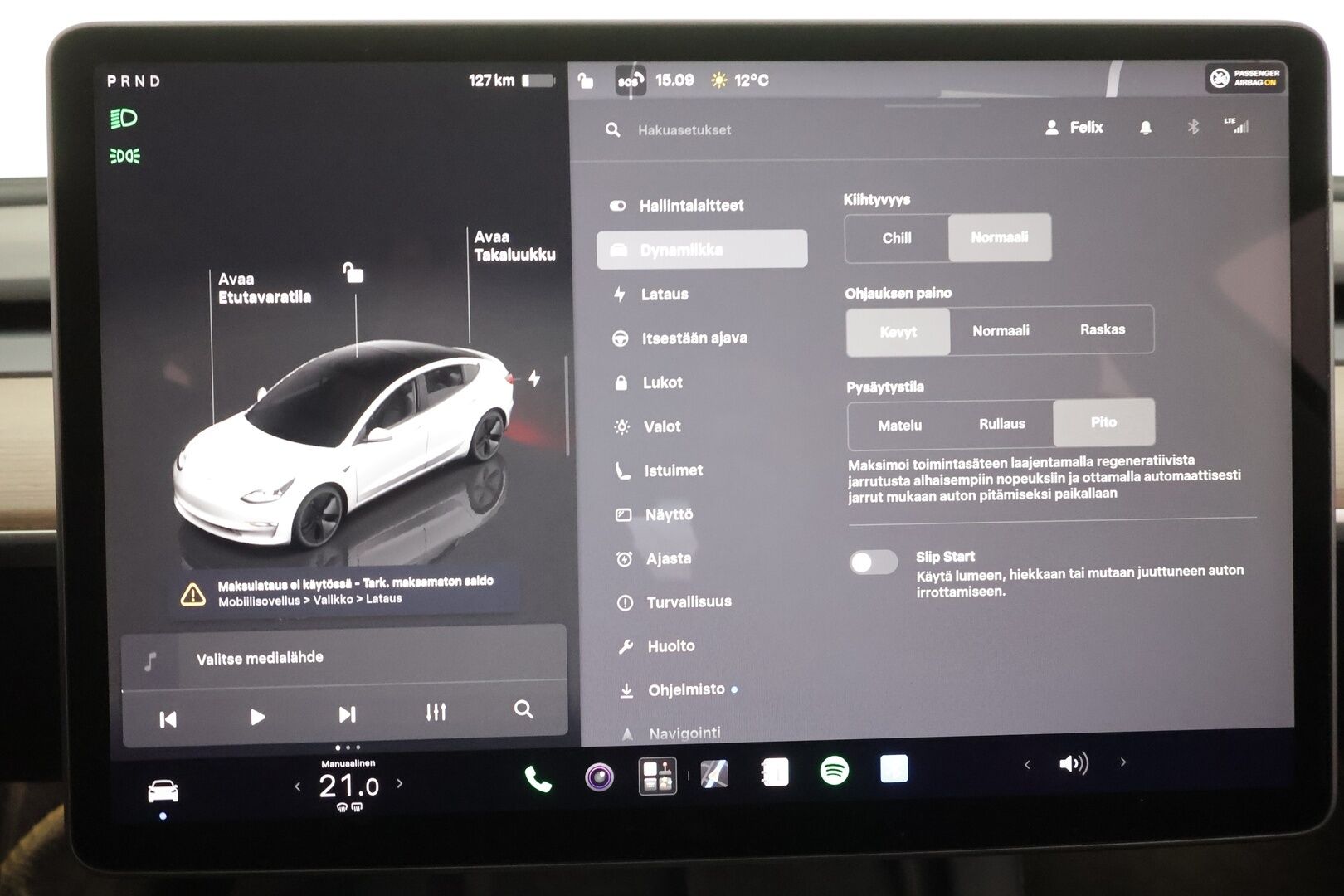Tesla Model 3 2023 Long Range * ILP / ACC / Lasikatto / Matrix-LED / P.Kamera / Muistipenkki / Premium Audio / Navi / Keyless * - 1-om Suomi-auto / Kahdet renkaat aluvanteilla
