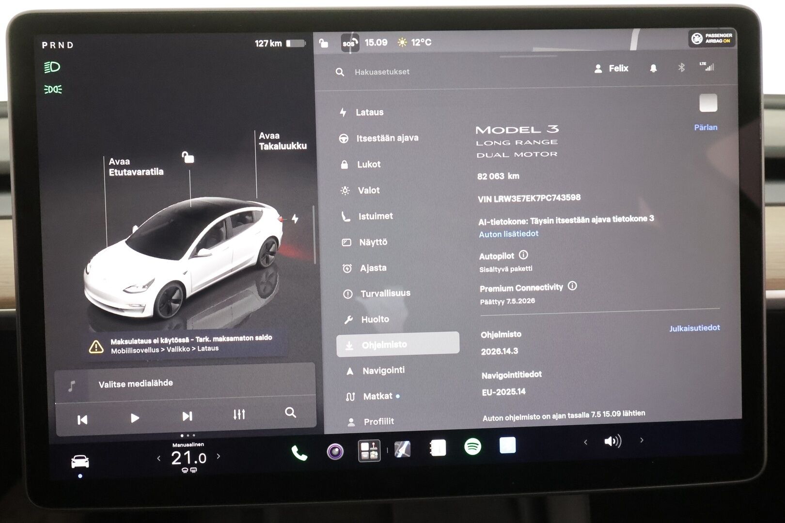 Tesla Model 3 2023 Long Range * ILP / ACC / Lasikatto / Matrix-LED / P.Kamera / Muistipenkki / Premium Audio / Navi / Keyless * - 1-om Suomi-auto / Kahdet renkaat aluvanteilla