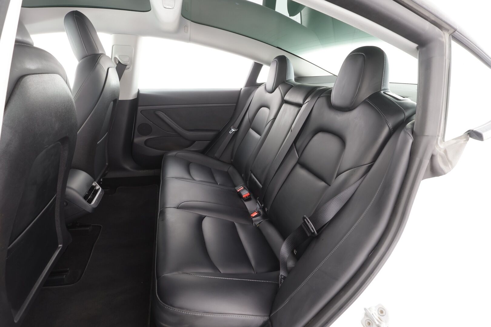 Tesla Model 3 2023 Long Range * ILP / ACC / Lasikatto / Matrix-LED / P.Kamera / Muistipenkki / Premium Audio / Navi / Keyless * - 1-om Suomi-auto / Kahdet renkaat aluvanteilla