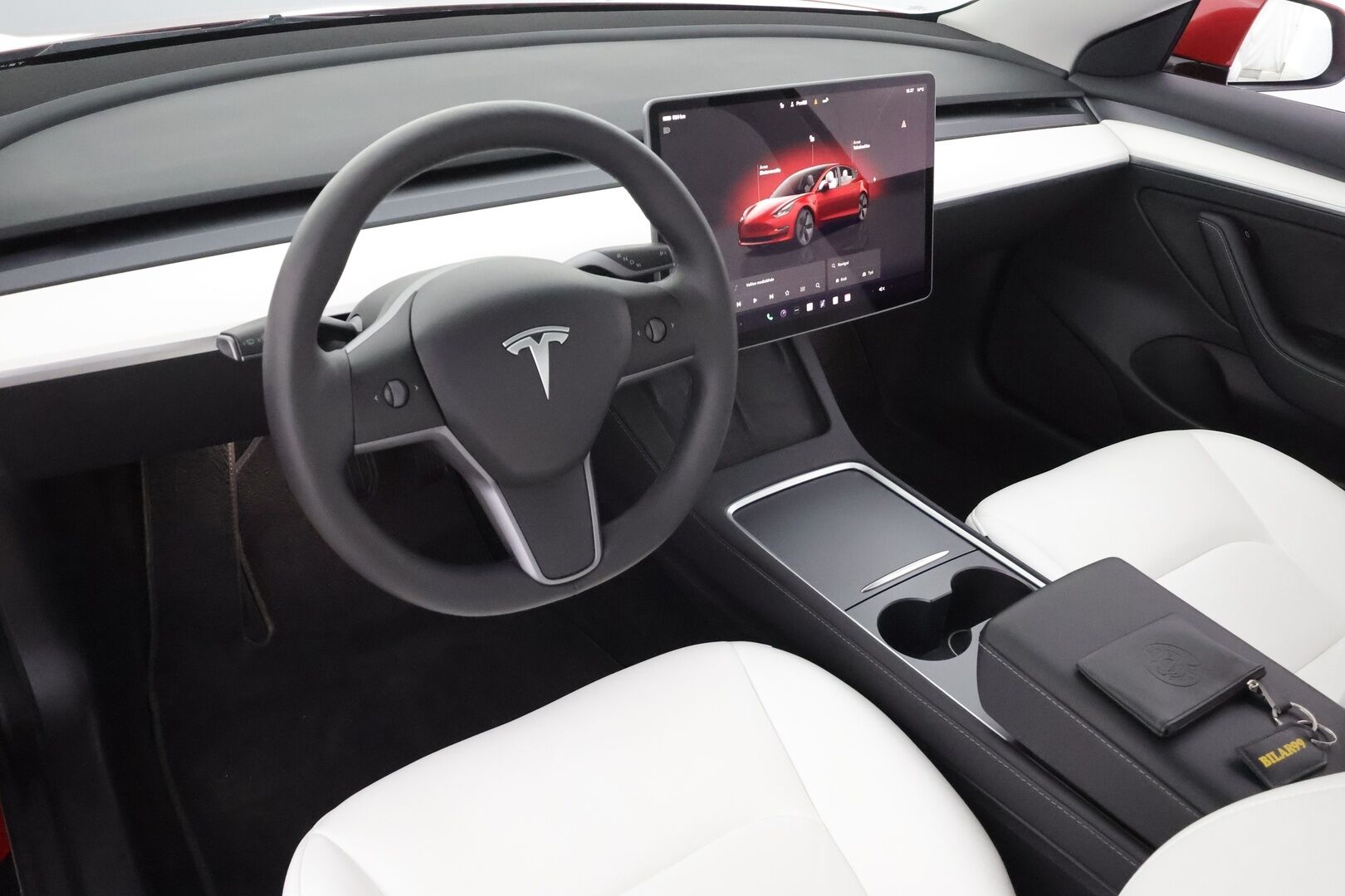 Tesla Model 3 2023 Long Range * ILP / ACC / Lasikatto / Matrix-LED / P.Kamera / Muistipenkki / Premium Audio / Navi / Keyless * - 1-om Suomi-auto / Kahdet renkaat aluvanteilla - HULLUT AVAJAISHULINAT KORKOTARJOUS 3,29 %