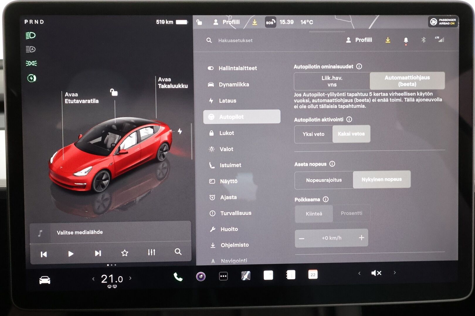 Tesla Model 3 2023 Long Range * ILP / ACC / Lasikatto / Matrix-LED / P.Kamera / Muistipenkki / Premium Audio / Navi / Keyless * - 1-om Suomi-auto / Kahdet renkaat aluvanteilla - HULLUT AVAJAISHULINAT KORKOTARJOUS 3,29 %