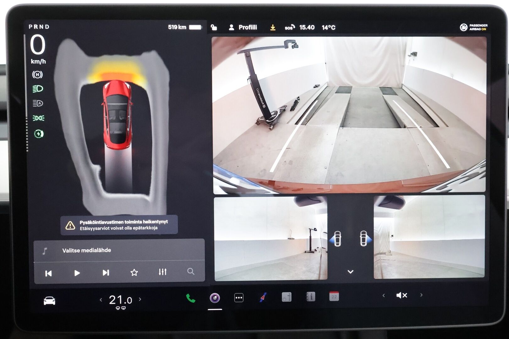 Tesla Model 3 2023 Long Range * ILP / ACC / Lasikatto / Matrix-LED / P.Kamera / Muistipenkki / Premium Audio / Navi / Keyless * - 1-om Suomi-auto / Kahdet renkaat aluvanteilla - HULLUT AVAJAISHULINAT KORKOTARJOUS 3,29 %
