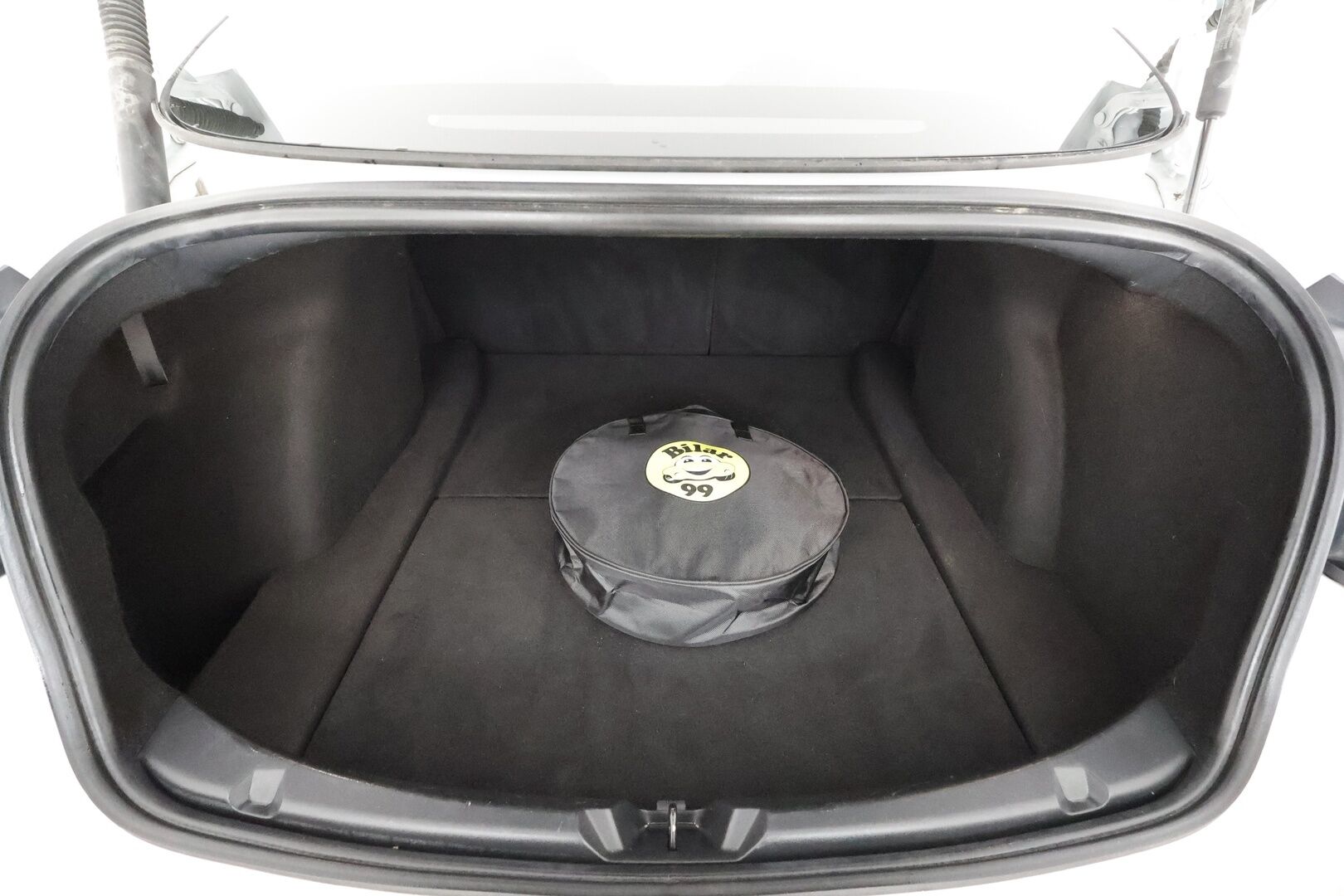 Tesla Model 3 2023 RWD * ILP / ACC / Lasikatto / Premium Speakers / P.Kamera / Matrix-LED / Muistipenkki / Kaistavahti * - Suomi-auto / Akku kuntotarkastettu / 2x Latauskaapelit