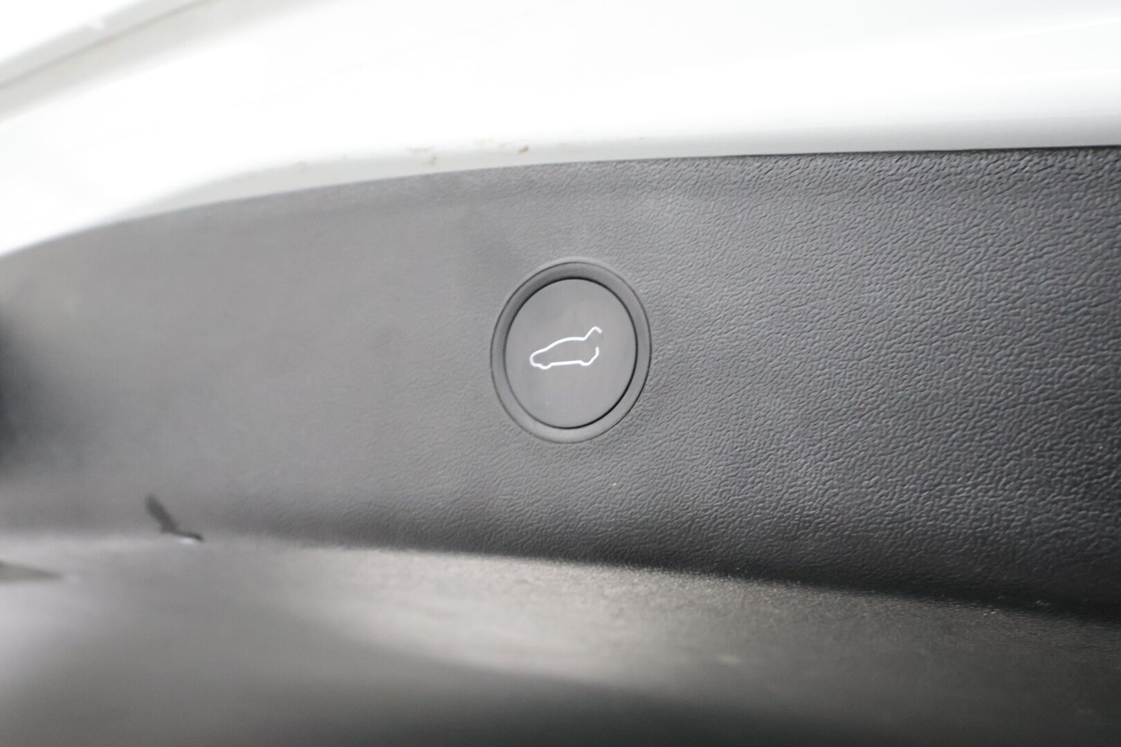 Tesla Model 3 2023 RWD * ILP / ACC / Lasikatto / Premium Speakers / P.Kamera / Matrix-LED / Muistipenkki / Kaistavahti * - Suomi-auto / Akku kuntotarkastettu / 2x Latauskaapelit