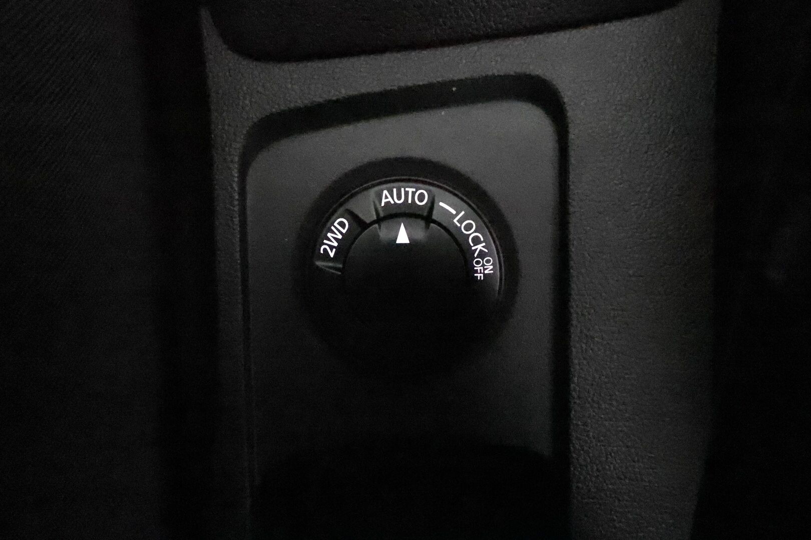 Dacia Duster 2023 Blue dCi 115 4x4 Journey **Vakkari / P.kamera / Koukku / Navi / Apple&Android / Lohkolämmitin** - 1.Om Suomi-auto / Merkkihuollettu / Kahdet renkaat aluvanteilla / 180.kamera