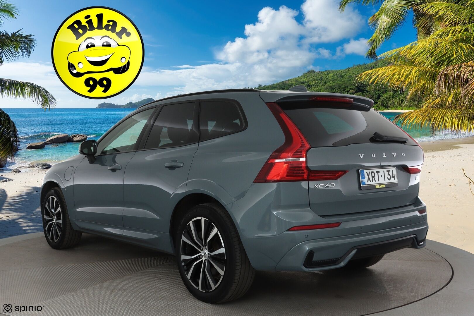 Volvo XC60 2023 T6 AWD Long Range Plus Dark aut **H&K / Panorama / Muistipenkit / Koukku / Adapt.vakkari / Full LED / Webasto** - 3,99 % KORKOTARJOUS TÄHÄN AUTOON - Suomi-auto / Merkkihuollettu / Musta nahkasisusta / KeylessGo / Navi / Facelift