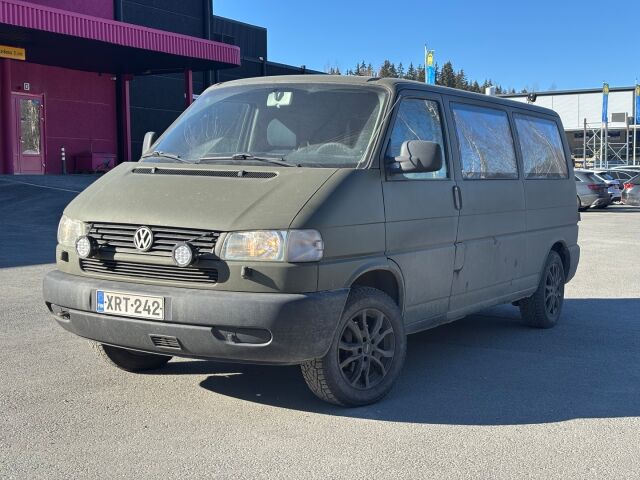 Volkswagen CARAVELLE 2003