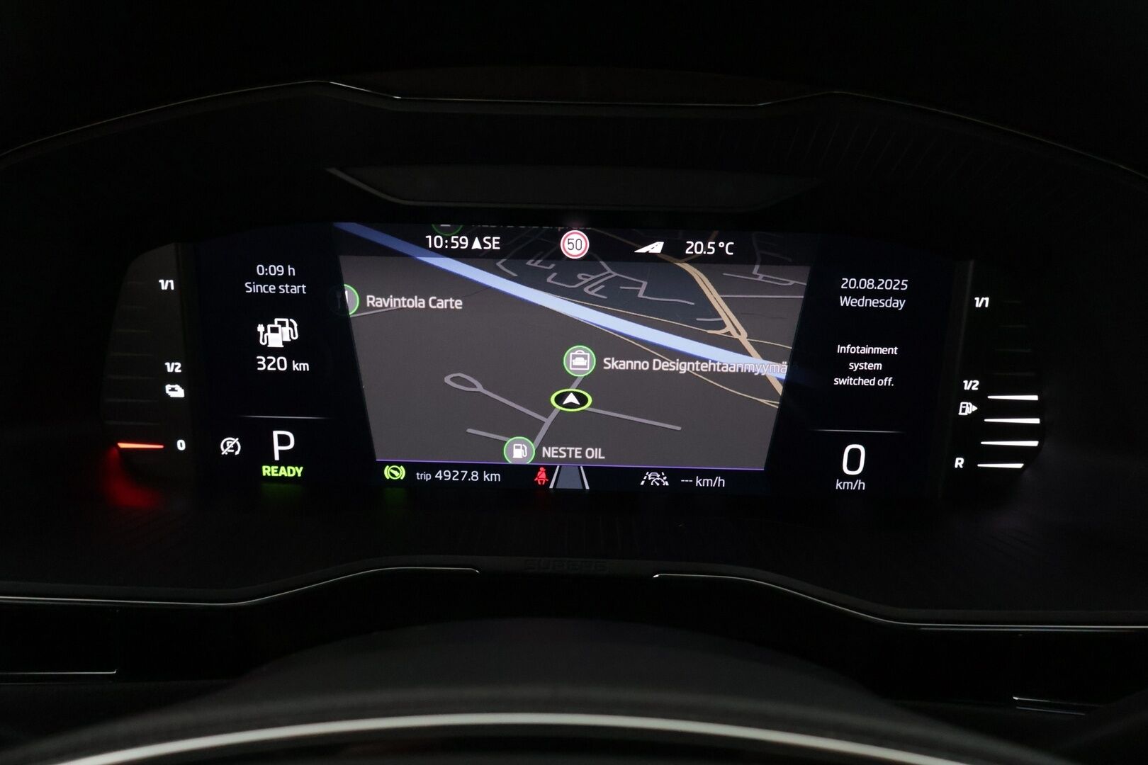 Skoda Superb 2023 1.4 TSI PHEV L&K iV BusinessLine DSG Autom. *Webasto / 360 Kamera / Keyless / Hierovat muistipenkit / Adapt. vakkari / Kattoikkuna / Canton / Lane assist / Blis / Navi* - 3,99 % KORKOTARJOUS TÄHÄN AUTOON 28.9. ASTI! - 