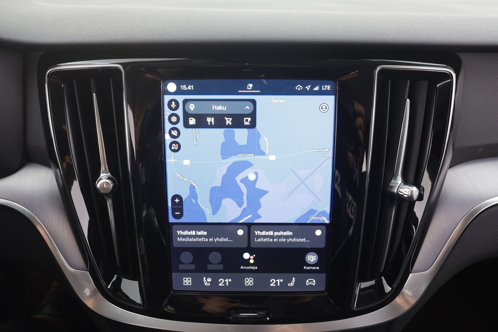Volvo V60 2023 B3 MHEV Business Core DCT aut - | ACC | Webasto | Koukku | Full-LED | High Performance audio | P.Kamera | Osasähköt | Keyless | Apple&Android | 1.Om Suomi-auto | Kahdet Renkaat | Merkkihuollettu |