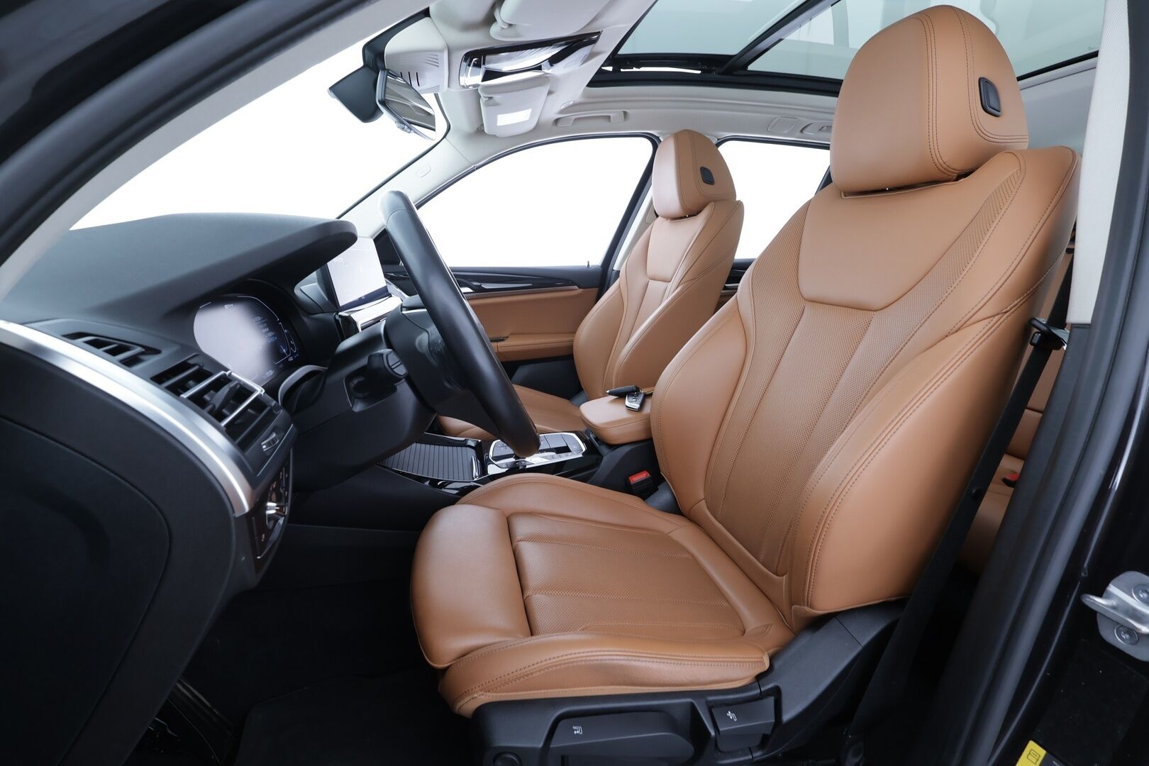 BMW X3 2023 G01 xDrive 30e A Charged Edition - | ACC | Koukku | Hifi | Panorama | P.Kamera | Sporttinahat | Kaistavahti | Navi | LED | 1.Om Suomi-auto | Kahdet renkaat aluvanteilla | Merkkihuollettu |
