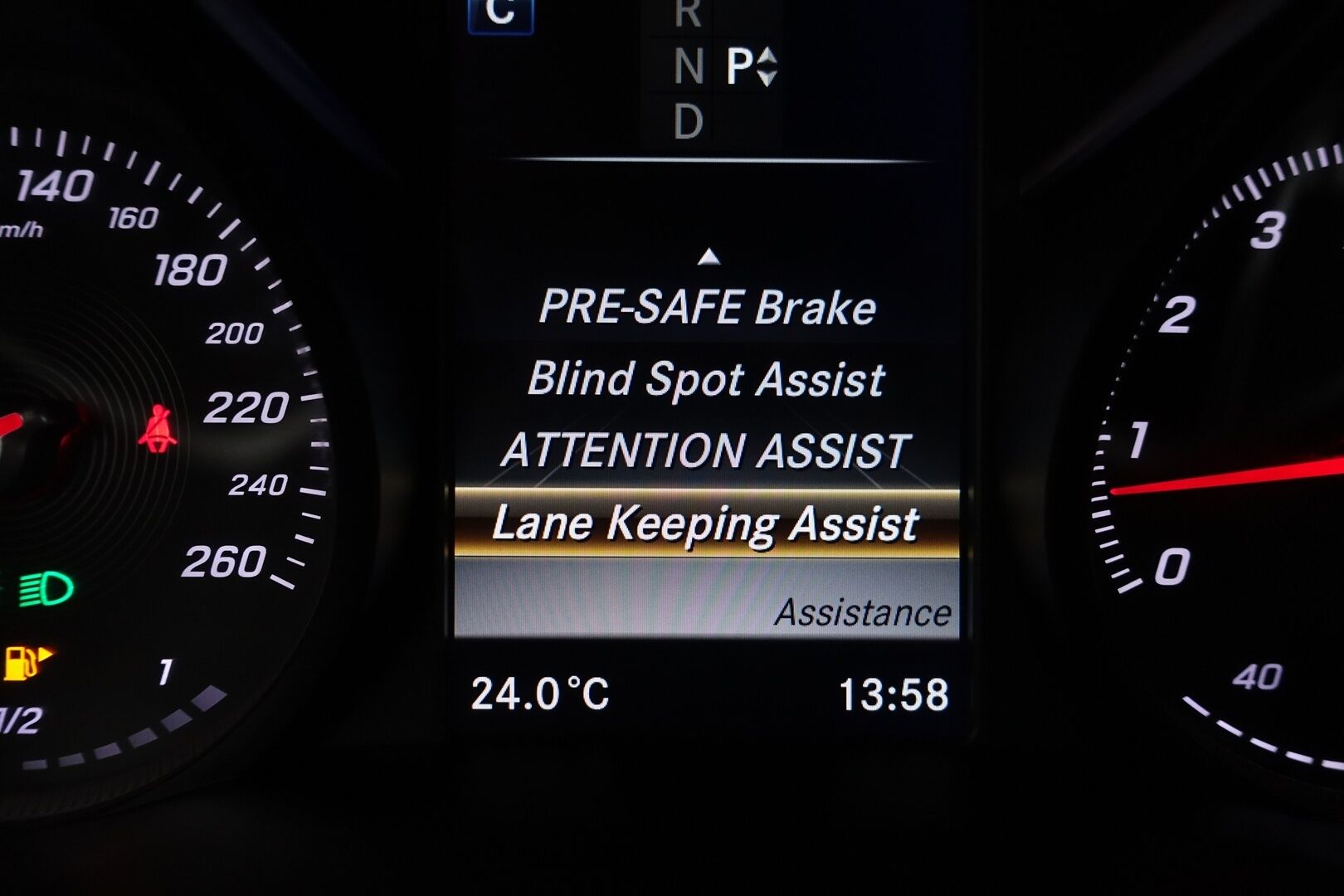 Mercedes-Benz C 2017 300 A AMG - | Kovat Varusteet! | Burmester | Distronic+ | 360-Kamera | Kaistavahti | Navi | BLIS | ACC |