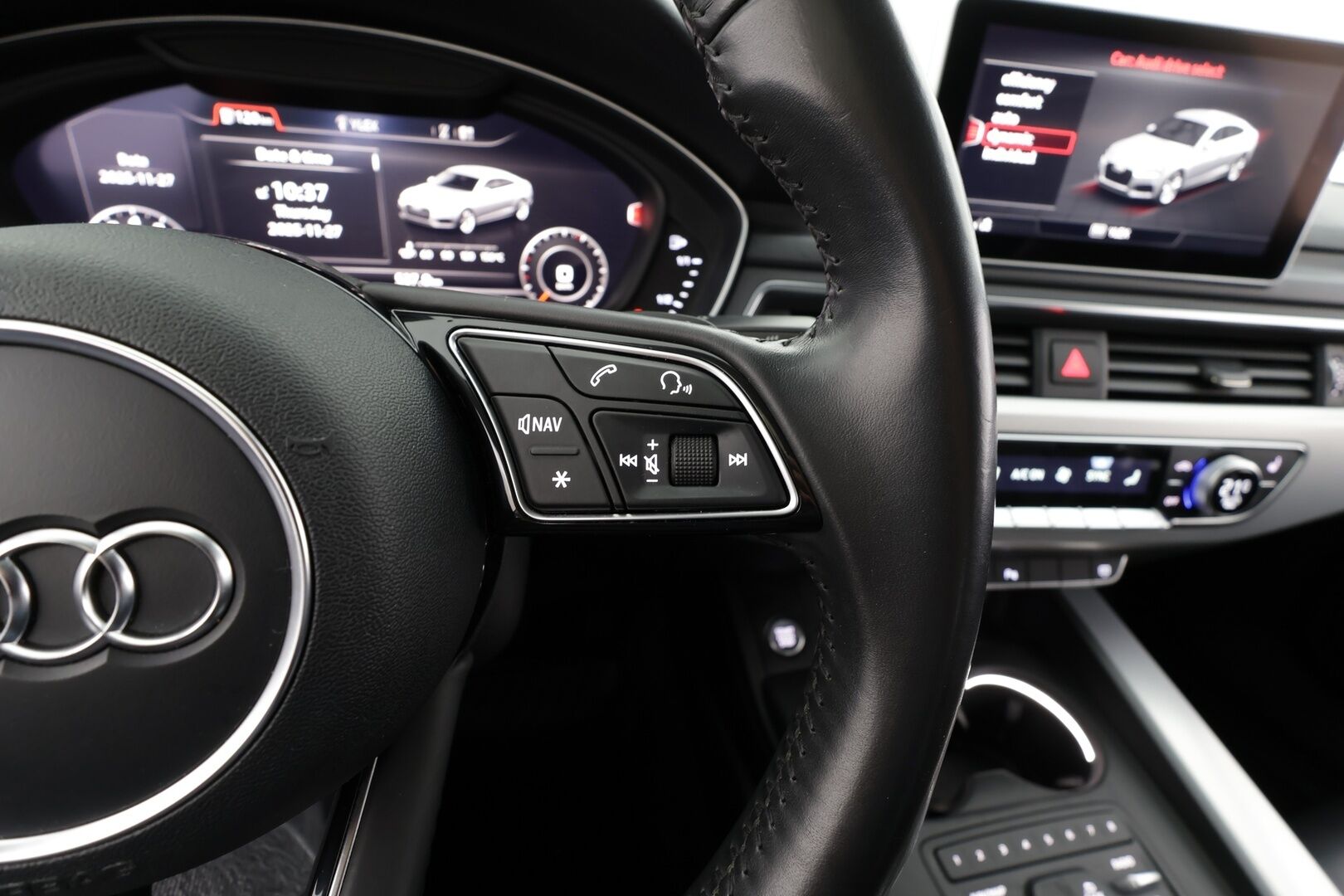 Audi A5 2017 Sportback Business Sport 2,0 TFSI 185 kW quattro S tronic * ACC / P.kamera / LED / Navi / Sporttinahat * - Kahdet renkaat aluvanteilla - HULLU BLACKWEEK KORKOTARJOUS 2,49%