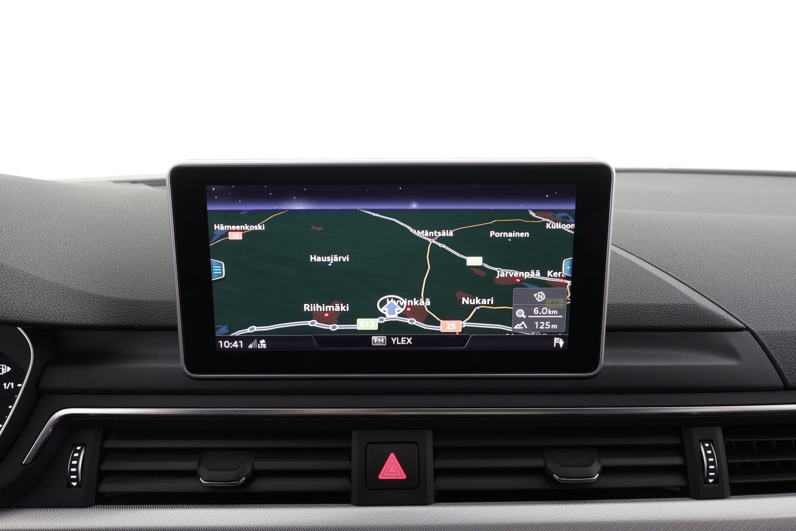 Audi A5 2017 Sportback Business Sport 2,0 TFSI 185 kW quattro S tronic * ACC / P.kamera / LED / Navi / Sporttinahat * - Kahdet renkaat aluvanteilla - HULLU BLACKWEEK KORKOTARJOUS 2,49%