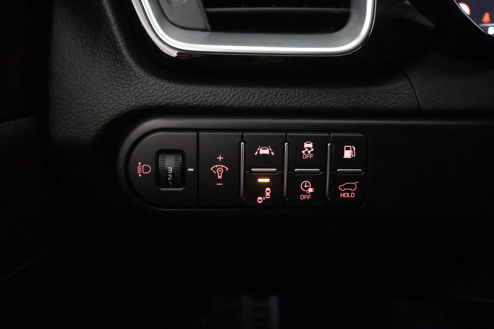 Kia XCeed 2020 1,6 GDI Plug-In Hybrid Business Premium DCT * ACC / P.kamera / Lasikattoluukku / Lohko+Sisä / Muistipenkki * - Ilmastoidut nahat / Suomi-auto / Kahdet renkaat aluvanteilla 