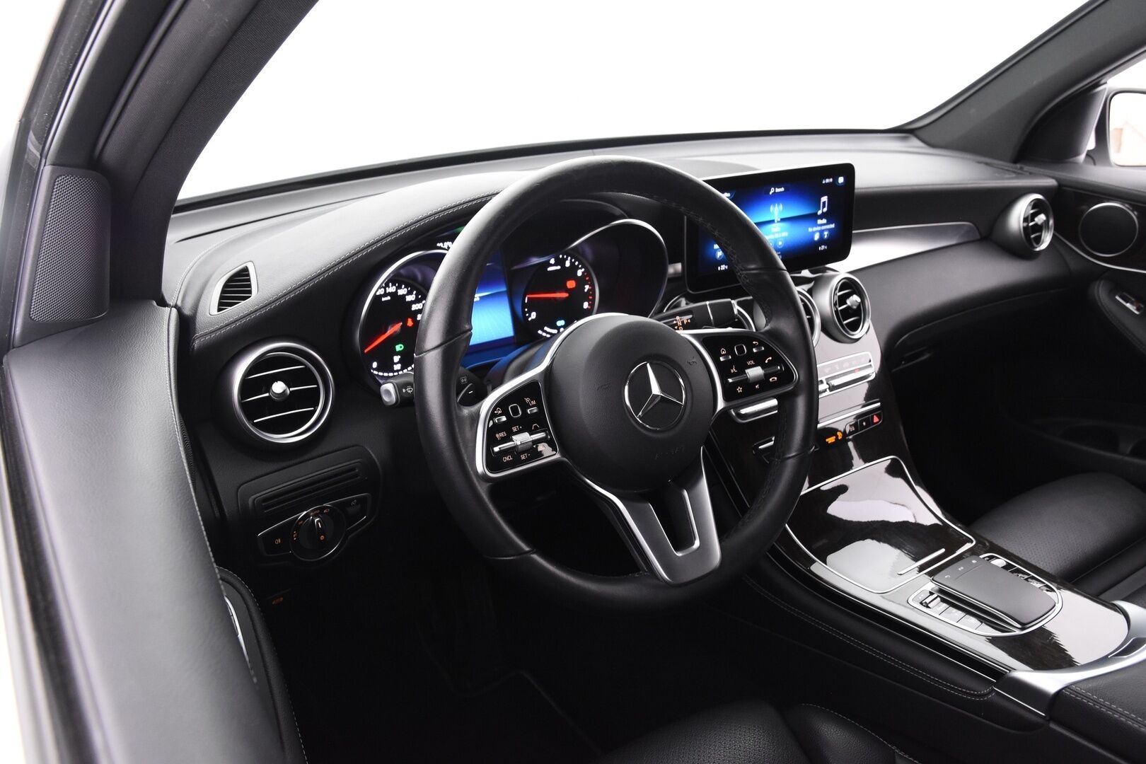 Mercedes-Benz GLC 2020 300 e 4MATIC A Business EQ Power - | ACC | Nahat | Multibeam LED | Suomi-auto |