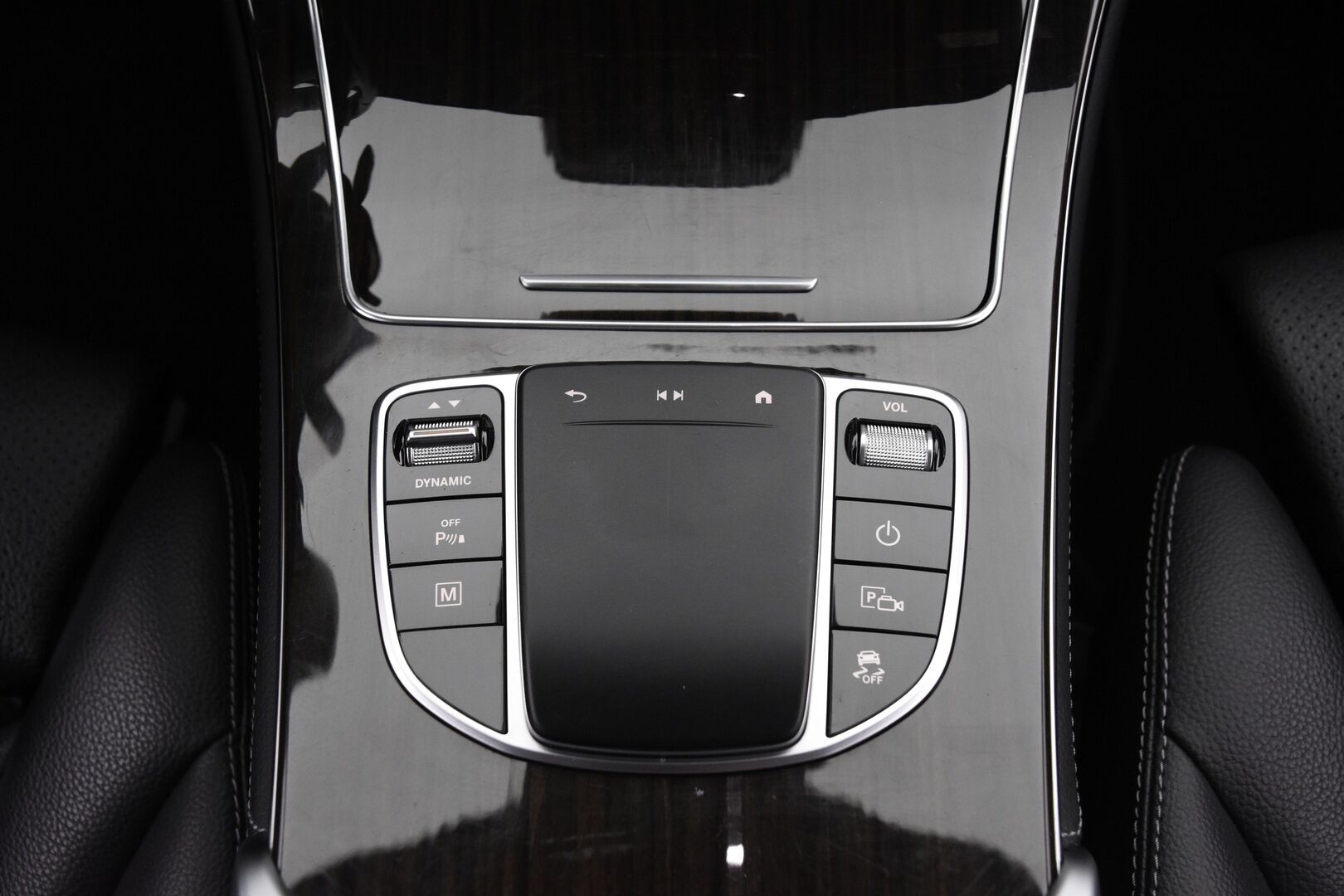 Mercedes-Benz GLC 2020 300 e 4MATIC A Business EQ Power - | ACC | Nahat | Multibeam LED | Suomi-auto |