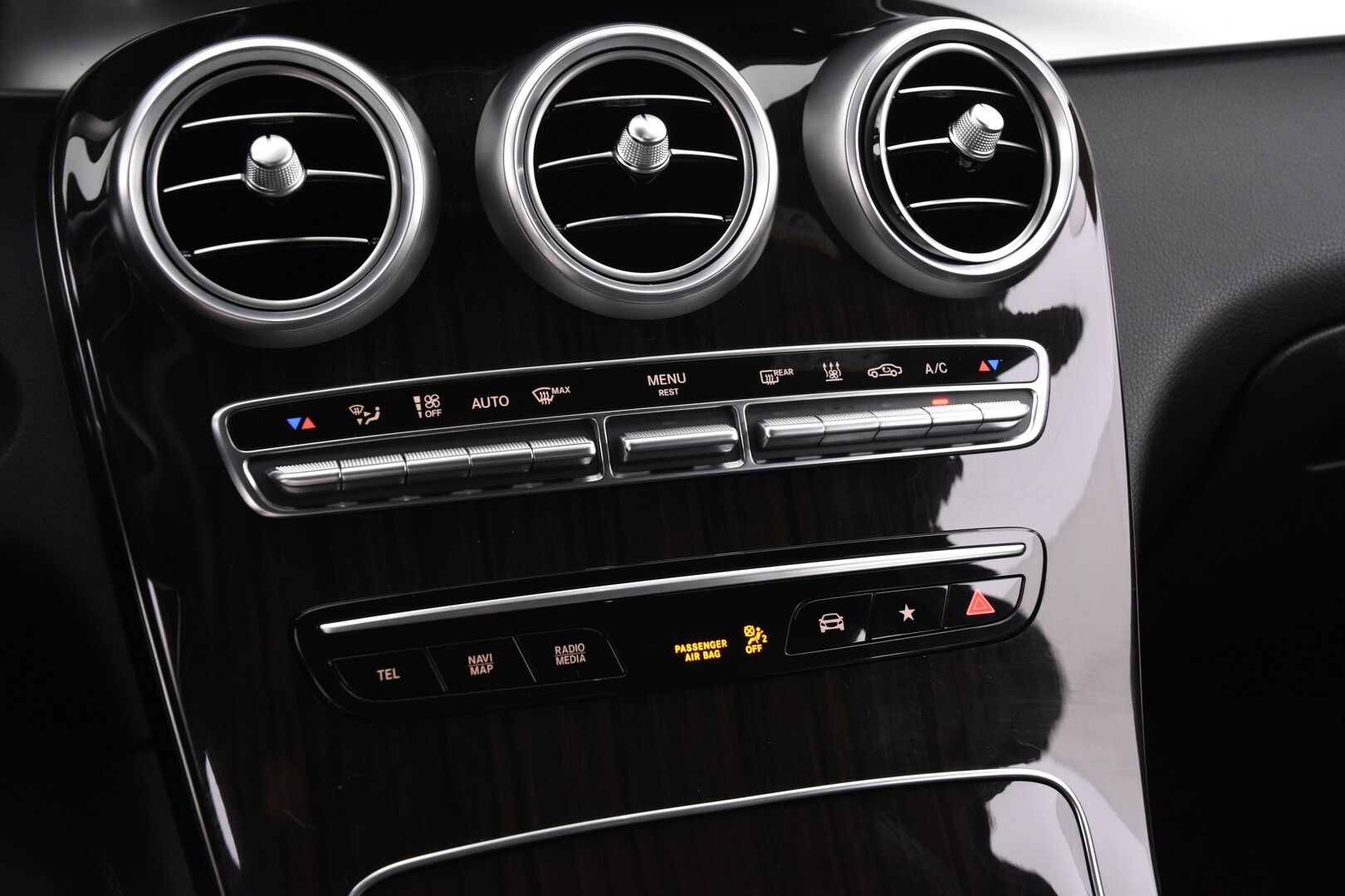 Mercedes-Benz GLC 2020 300 e 4MATIC A Business EQ Power - | ACC | Nahat | Multibeam LED | Suomi-auto |