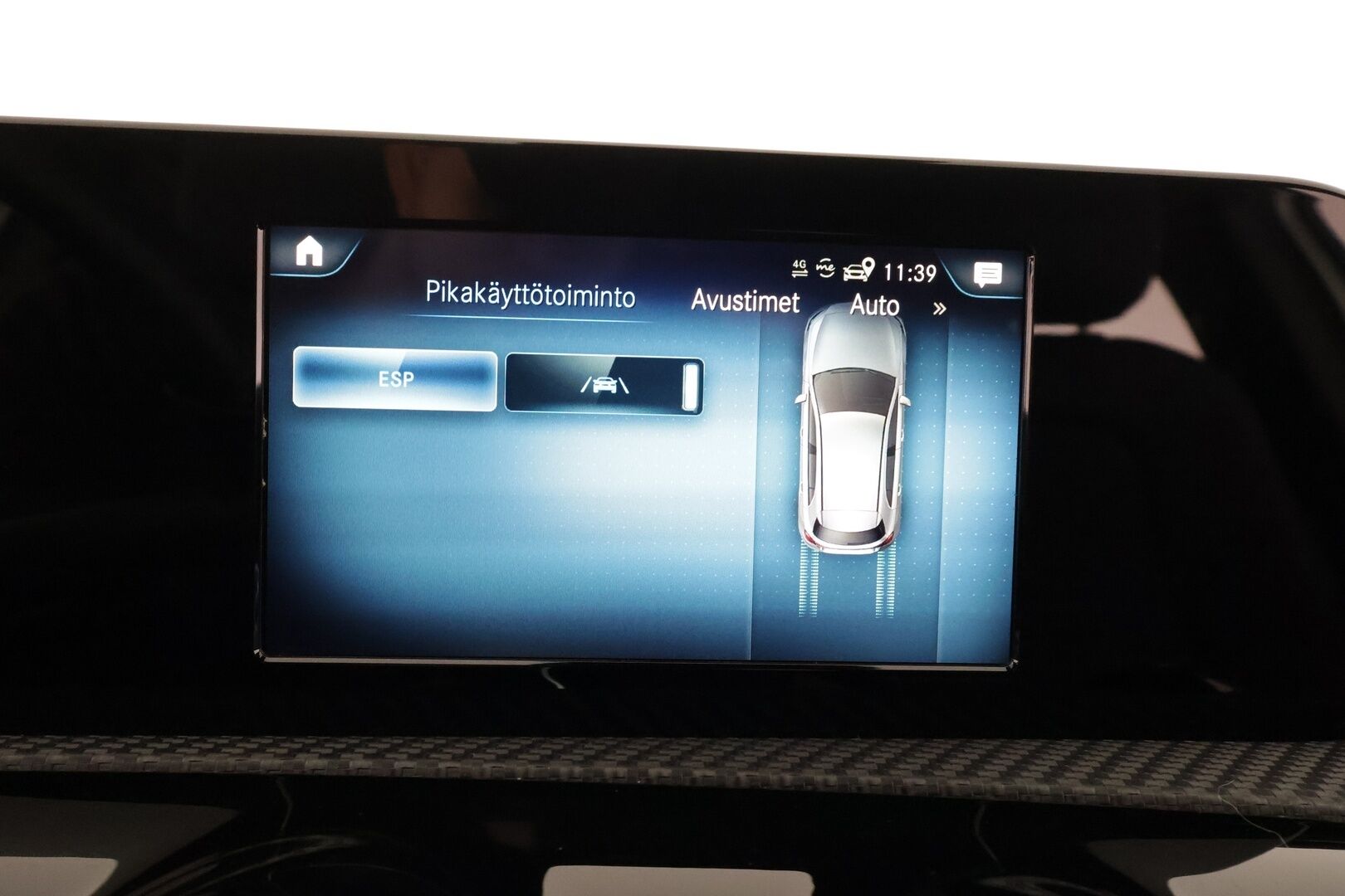 Mercedes-Benz A 2020 180 A Business Style - | Distronic Pro | LED | Puolinahat | P.Kamera | Digimittaristo | Suomi-auto | Kahdet Renkaat | Merkkihuollettu |