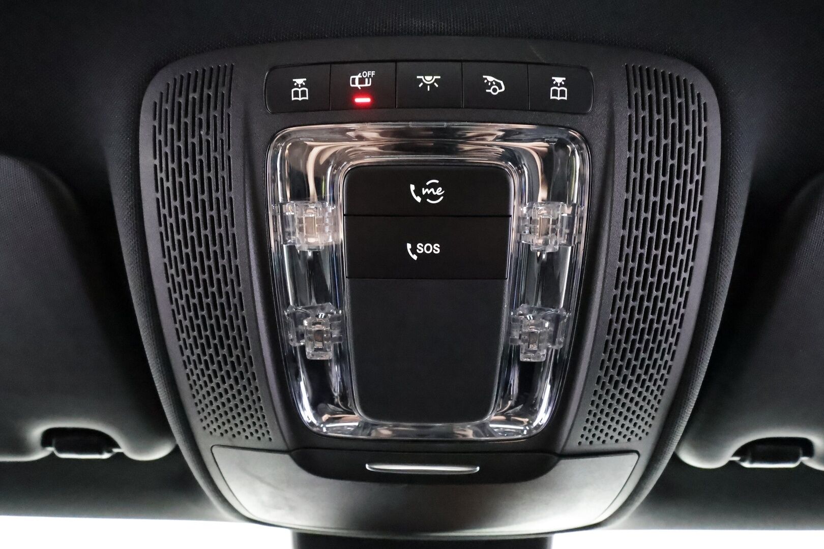 Mercedes-Benz A 2020 180 A Business Style - | Distronic Pro | LED | Puolinahat | P.Kamera | Digimittaristo | Suomi-auto | Kahdet Renkaat | Merkkihuollettu |