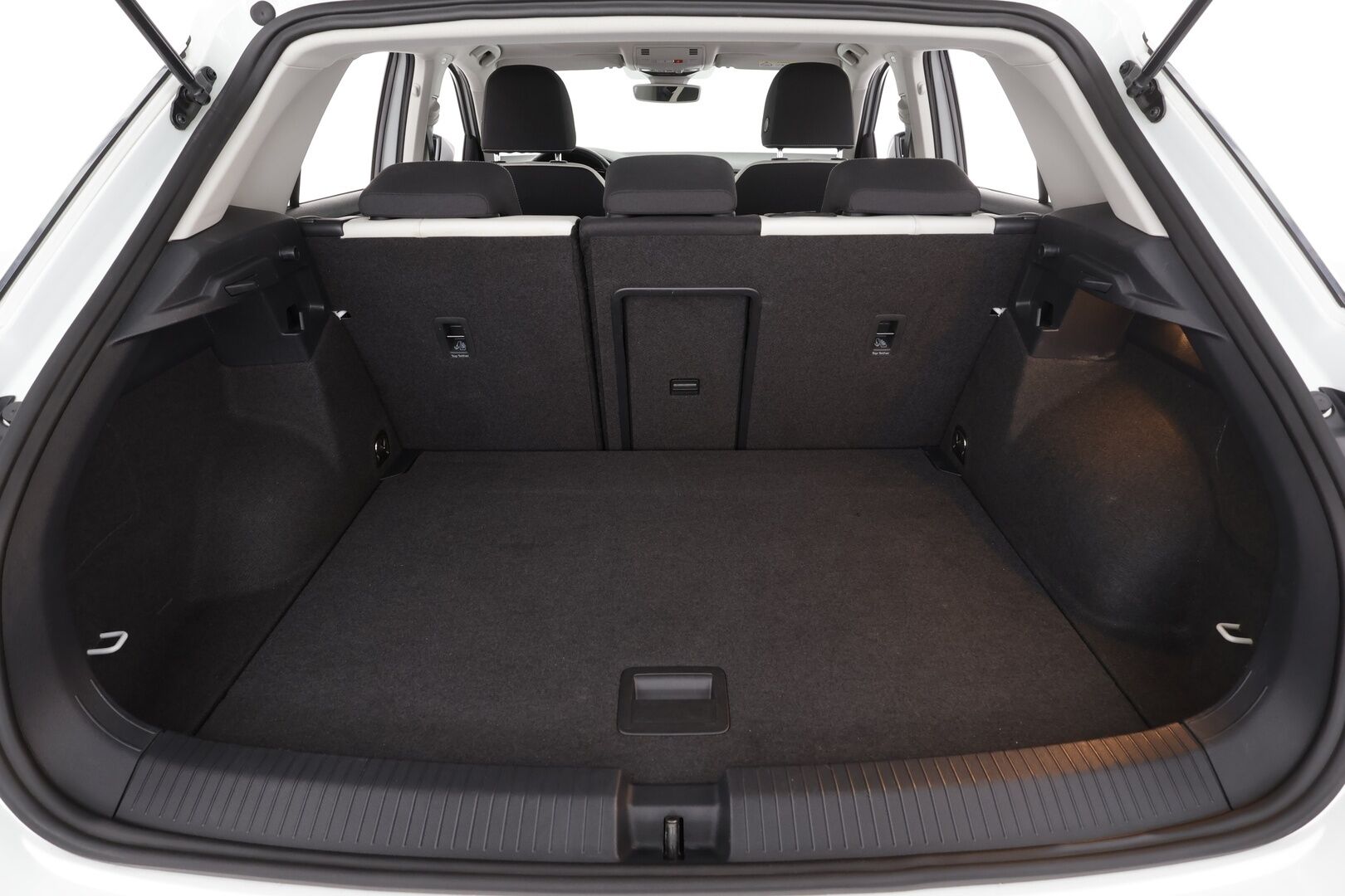 Volkswagen T-Roc 2020 Sport 1,5 TSI EVO 110 kW DSG * ACC / Panorama / Webasto / P.kamera / LED / Navi / Ratinlämmitin / Digimittaristo / KeylessGo * - 1.Om Suomi-auto / Kahdet renkaat aluvanteilla / ALV