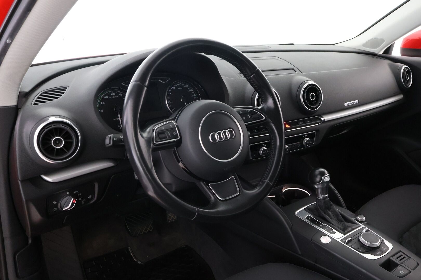 Audi A3 2015 Sportback Business Sport 1,4 TFSI e-tron S tronic - Vetokoukku | Adapt.LED | Lohko & Sisäpistoke | Vakkari | Digimittari | KeylessGo | Huippusiisti | 2x Renkaat Aluvantein!