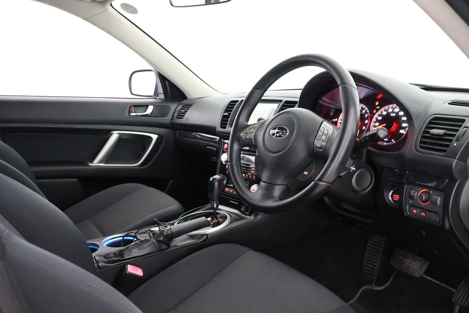 Subaru Legacy 2008 Touring Wagon 2.0 GT | Myydään huutokaupat.comissa | - | JDM | Vakkari | Sähköpenkit | SI-DRIVE | Kuljettajan istuin muistilla | 2x renkaat & vanteet | Älyttömän siisti! | 