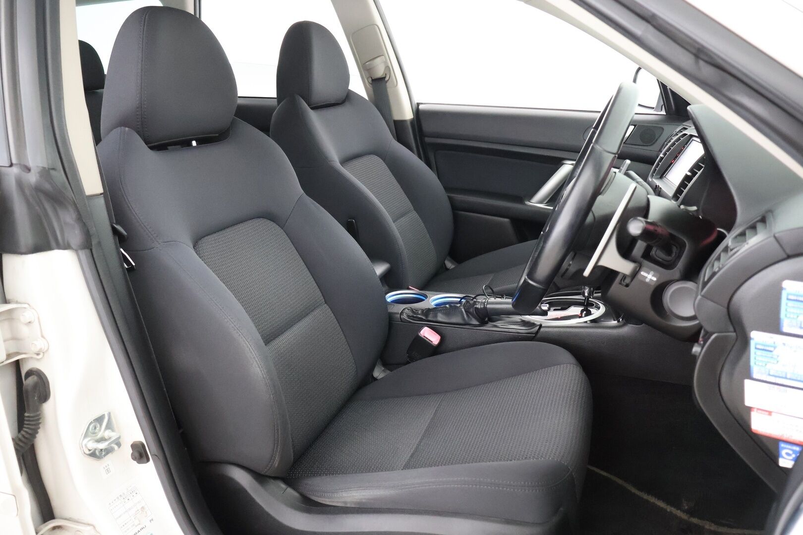 Subaru Legacy 2008 Touring Wagon 2.0 GT | Myydään huutokaupat.comissa | - | JDM | Vakkari | Sähköpenkit | SI-DRIVE | Kuljettajan istuin muistilla | 2x renkaat & vanteet | Älyttömän siisti! | 