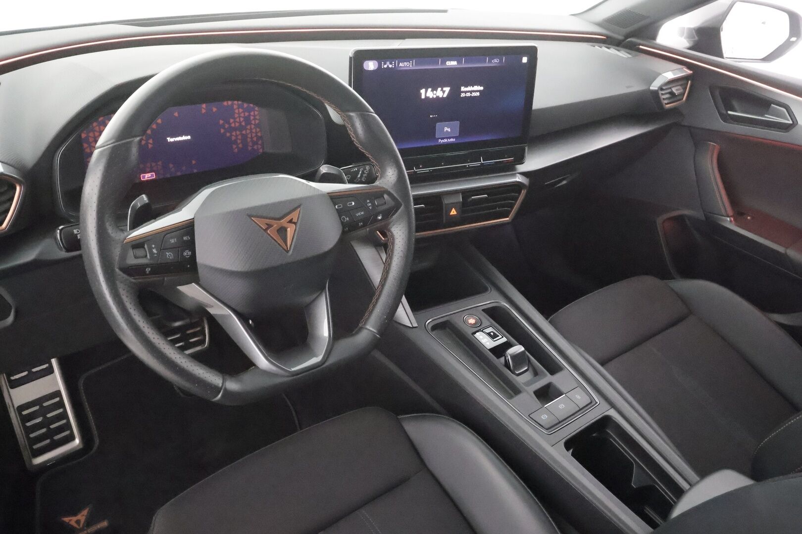 Cupra Leon 2023 1,4 PHEV 180 kW e-HYBRID DSG - | ACC | LED | P.Kamera | Muistipenkki | Keyless | Apple&Android |                Kahdet Renkaat |