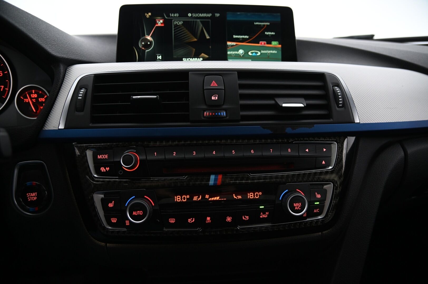 BMW 330 2016 F30 Sedan 330e M-Sport* ACC / H&K / HUD / Kattoluukku / Muistinahat / Proffa Navi* - *Kovat varusteet! / 2x Hyvät renkaat!