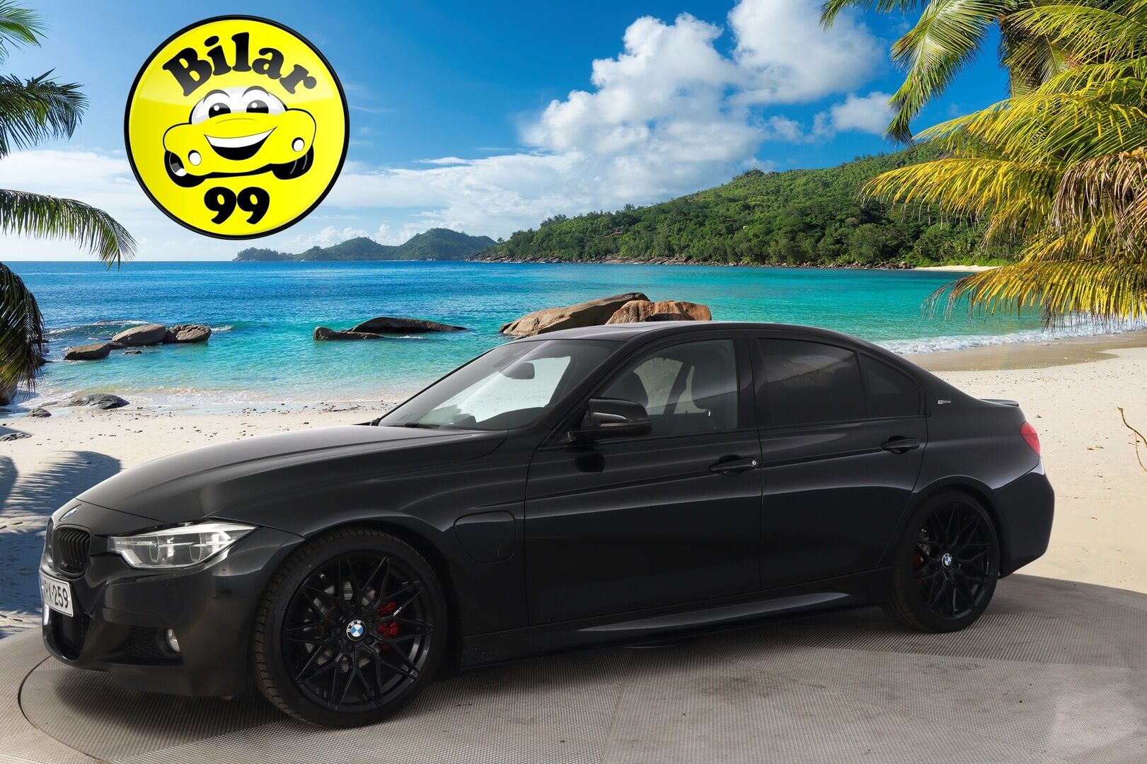 BMW 330 2016 F30 Sedan 330e M-Sport* ACC / H&K / HUD / Kattoluukku / Muistinahat / Proffa Navi* - *Kovat varusteet! / 2x Hyvät renkaat!
